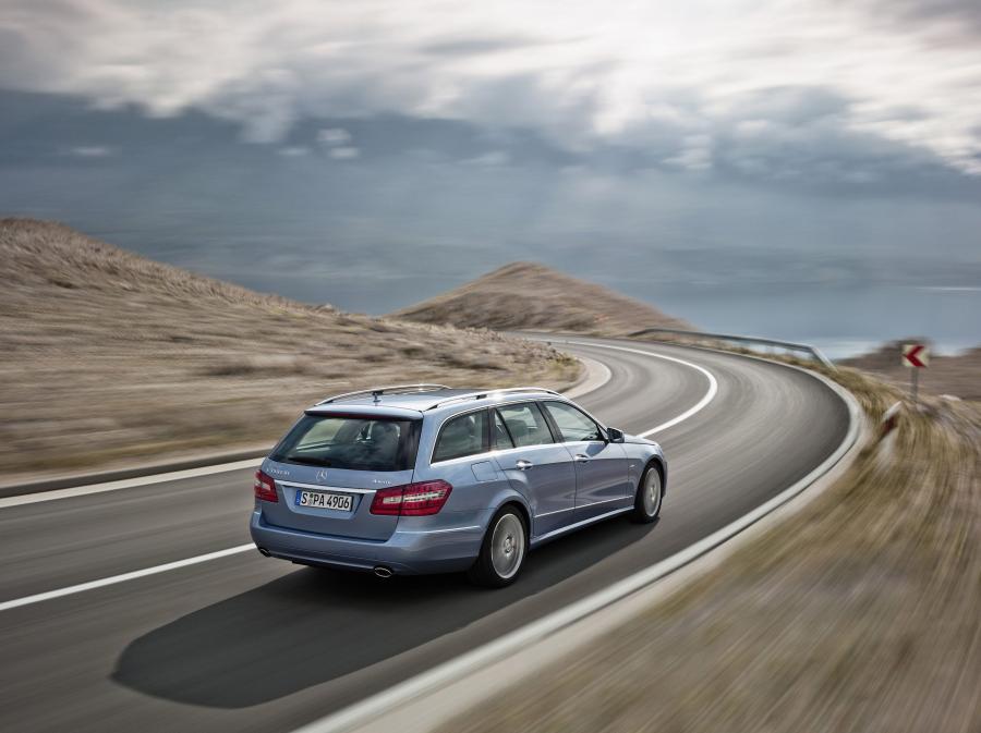  Mercedes-Benz E-Class Estate 2010 года  (фото 27 из 65)